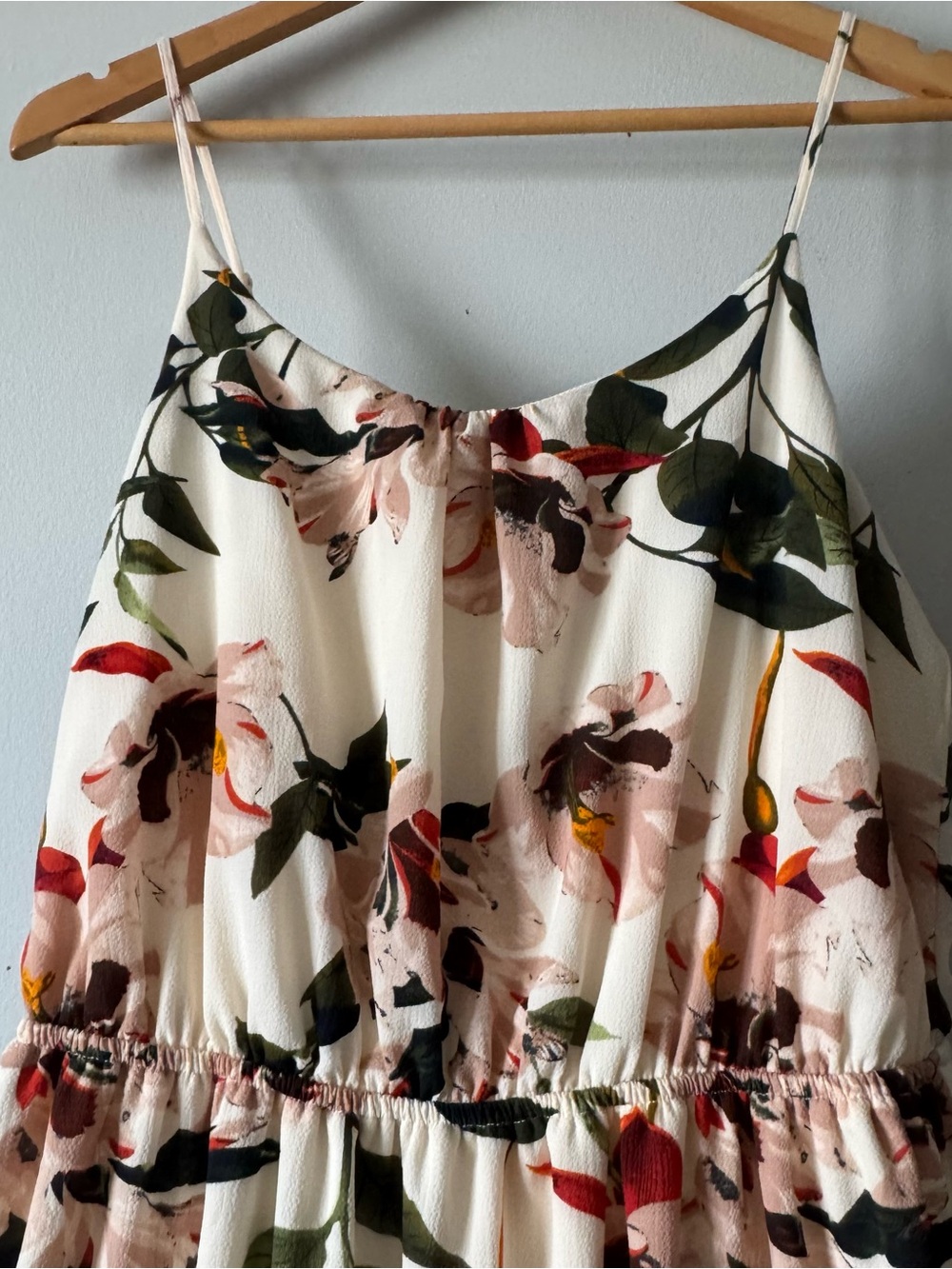 “NOT AVAILABLE” Floral Print Spaghetti Strap Women's Top - Multicolour